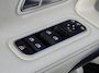 Mercedes-Benz A-klasse 200 | Pano | Multibeam | Leder | Elektrisch verstelbare stoelen | Camera | Sfeerverlichting | Rijklaarprijs