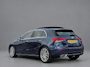 Mercedes-Benz A-klasse 200 | Pano | Multibeam | Leder | Elektrisch verstelbare stoelen | Camera | Sfeerverlichting | Rijklaarprijs
