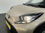 Toyota Aygo X 1.0 VVT-i Automaat Pulse Navigatie Apple Carplay/Android Auto Camera 17" Lichtmetalen Velgen Climate Control Adaptive Cruise Control Two Tone