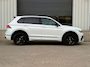 Volkswagen Tiguan EHybrid R-Line Business+ | Pano | IQ.LIGHT Matrix LED | 360° Camera | Elektrische Trekhaak | BTW-auto