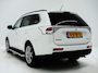 Mitsubishi Outlander 2.0 Intense+ 7P | Trekhaak | Sidebars | Keyless | Camera | Cruise | Climate | Navigatie
