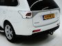 Mitsubishi Outlander 2.0 Intense+ 7P | Trekhaak | Sidebars | Keyless | Camera | Cruise | Climate | Navigatie