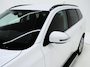 Mitsubishi Outlander 2.0 Intense+ 7P | Trekhaak | Sidebars | Keyless | Camera | Cruise | Climate | Navigatie