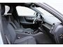 Volvo XC40 1.5 T4 Recharge Plug-in hybrid Plus Dark | Elektrisch Verstelbare Voorstoelen Met Geheugen | Trekhaak Semi Elektrisch Inklapbaar | 20-inch Lichtmetalen Velgen | Harman/Kardon Premium Geluidssysteem | Achteruitrijcamera | Stuurverwarming | Stoelverwarming | Elektrische Achterklep | Adaptieve Cruise Control | Pilot Assist | Apple Carplay | Android Auto |
