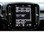 Volvo XC40 1.5 T4 Recharge Plug-in hybrid Plus Dark | Elektrisch Verstelbare Voorstoelen Met Geheugen | Trekhaak Semi Elektrisch Inklapbaar | 20-inch Lichtmetalen Velgen | Harman/Kardon Premium Geluidssysteem | Achteruitrijcamera | Stuurverwarming | Stoelverwarming | Elektrische Achterklep | Adaptieve Cruise Control | Pilot Assist | Apple Carplay | Android Auto |