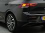 Volkswagen Golf 1.0 TSI Life 110pk | Keyless | Stuur & Stoelverwarming | Achteruitrijcamera | Navigatie |