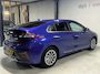 Hyundai Ioniq Premium EV 38 kWh - SOH 98,5% - Schuifdak - Stoelventilatie - ACC - Camera - Cl Control - Keyless - Leer