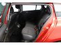 Renault Megane Estate 1.2 TCe Limited/ Trekhaak/ Apple + Android/ DAB+/ 16'' LMV/ Keyless/ Navi/ Clima/ Cruise/ Elek. pakket/ Isofix/ Bluetooth/ Armsteun/ Multi. LEDER. Stuur/ Mistl./ PDC/ Chroom/ Extra getint glas/ Dakrails.