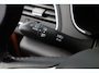 Renault Megane Estate 1.2 TCe Limited/ Trekhaak/ Apple + Android/ DAB+/ 16'' LMV/ Keyless/ Navi/ Clima/ Cruise/ Elek. pakket/ Isofix/ Bluetooth/ Armsteun/ Multi. LEDER. Stuur/ Mistl./ PDC/ Chroom/ Extra getint glas/ Dakrails.