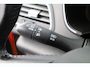 Renault Megane Estate 1.2 TCe Limited/ Trekhaak/ Apple + Android/ DAB+/ 16'' LMV/ Keyless/ Navi/ Clima/ Cruise/ Elek. pakket/ Isofix/ Bluetooth/ Armsteun/ Multi. LEDER. Stuur/ Mistl./ PDC/ Chroom/ Extra getint glas/ Dakrails.
