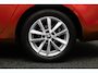Renault Megane Estate 1.2 TCe Limited/ Trekhaak/ Apple + Android/ DAB+/ 16'' LMV/ Keyless/ Navi/ Clima/ Cruise/ Elek. pakket/ Isofix/ Bluetooth/ Armsteun/ Multi. LEDER. Stuur/ Mistl./ PDC/ Chroom/ Extra getint glas/ Dakrails.