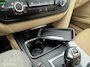 BMW 3-Serie 320i High Executive Cremeleer Navi Pdc Headup