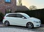 Mercedes-Benz B-klasse 180 Ambition Navi Led trekhaak mooi!