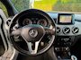 Mercedes-Benz B-klasse 180 Ambition Navi Led trekhaak mooi!