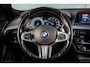 BMW 5-Serie Touring 520i M-Sport|Pano|HUD|Trekhaak|HiFI|DAB|Flippers
