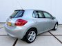 Toyota Auris 1.6-16V 5drs - clima - parkeersensoren - clima - NAP - navi - isofix - goed onderhouden - Lm velgen - cruise control