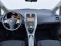 Toyota Auris 1.6-16V 5drs - clima - parkeersensoren - clima - NAP - navi - isofix - goed onderhouden - Lm velgen - cruise control
