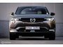 Mazda MX-30 e-SkyActiv 145 First Edition 36 kWh | vol opties | Stuur en stoelverwarming | Camera | LED |