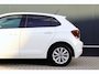 Volkswagen Polo 1.0 TSI | Stoelverwarming | Lichtmetaal | Apple Carplay / Android Auto | Parkeersensoren voor + achter