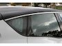 Renault Scenic 1.3 TCe Limited 140 pk automaat / Slechts 53.163 km. / Camera / Navigatie / Parkeersensoren / enz.