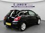 Opel Corsa 1.4-16V Trekhaak | Stoel en stuurverwarming | Parkeersensoren | Airco | Airco | Stuurwiel verwarmd | Trekhaak