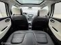 Renault Captur 1.2 TCe 120pk Initiale Paris 2018 / Panoramadak / Bosé / Camera / Lux Leder / Dealeronderhouden NAP