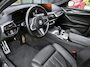 BMW 5-Serie 530e xDrive Business M-sport Laser ACC Leren bekleding 19 inch velgen Trekhaak
