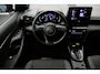 Toyota Yaris Cross 1.5 116 HK Hybrid Style Safety 2026 Carplay | Camera | Navigatie | Stuurverwarming | Voorruit verwarming | Stoelverwarming | Cruise control | Climate control | Lichtmetaal