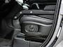 Land Rover Defender 110 2.0 P400e 110 X-Dynamic HSE | Panoramadak | NL-Auto | Dealeronderhouden | Meridian Sound | HUD | 360 Camera | Luchtvering | Stoelverwarming + Ventilatie  | Memory Seats | Trekhaak | Koelbox | Ambiance Interieur |