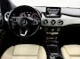 Mercedes-Benz B-klasse 180 Business Solution AMG Panoramadak, Leder, Camera, Cruise control, Clima, Keyless start, Stoelverwarming, A start stop