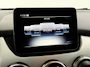 Mercedes-Benz B-klasse 180 Business Solution AMG Panoramadak, Leder, Camera, Cruise control, Clima, Keyless start, Stoelverwarming, A start stop
