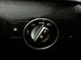 Mercedes-Benz B-klasse 180 Business Solution AMG Panoramadak, Leder, Camera, Cruise control, Clima, Keyless start, Stoelverwarming, A start stop