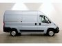 Peugeot Boxer 335 2.2 BlueHDi 165pk L2H2 Airco/Navi/2x Schuifdeur 08-2021