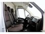 Peugeot Boxer 335 2.2 BlueHDi 165pk L2H2 Airco/Navi/2x Schuifdeur 08-2021