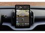 Volvo EX30 Single Motor Extended Range Ultra 69 kWh | Panoramadak | Power Seats | 20'' Lichtmetalen Velgen | Adaptieve Cruise Control | Verwarmbare Voorstoelen | Apple Carplay | Harman Kardon | 360 Graden Camera