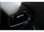 Volvo EX30 Single Motor Extended Range Ultra 69 kWh | Panoramadak | Power Seats | 20'' Lichtmetalen Velgen | Adaptieve Cruise Control | Verwarmbare Voorstoelen | Apple Carplay | Harman Kardon | 360 Graden Camera