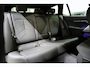 BMW i5 Touring eDrive40 84 kWh * SoH 96% - Trekhaak - Head Up - 360° - Stoelventilatie - Iconic Glow - ACC - Dodehoek *