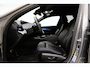 BMW i5 Touring eDrive40 84 kWh * SoH 96% - Trekhaak - Head Up - 360° - Stoelventilatie - Iconic Glow - ACC - Dodehoek *