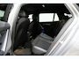 BMW i5 Touring eDrive40 84 kWh * SoH 96% - Trekhaak - Head Up - 360° - Stoelventilatie - Iconic Glow - ACC - Dodehoek *