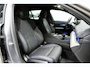 BMW i5 Touring eDrive40 84 kWh * SoH 96% - Trekhaak - Head Up - 360° - Stoelventilatie - Iconic Glow - ACC - Dodehoek *