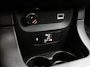 Citroën C3 110pk C-Series Automaat | Navigatie via Apple Carplay / Android Auto | Climate Control | Cruise Control | Parkeersensoren | Bluetooth | All seasonbanden | 16" LM velgen