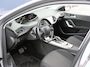 Peugeot 308 1.2 PureTech Allure Navigatie | Climate Control | Cruise Control | Parkeersensoren | Regensensor | Apple Carplay / Android Auto | 16" lichtmetalen velgen |