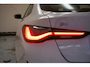 BMW i4 eDrive40 84 kWh [ Adapt.cruise Sportstoelen Apple/Android ]