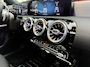 Mercedes-Benz A-klasse 180 AMG NIGHT PANO/SFEER/MEMORY/BURMESTER/ WIDESCREEN/NAVI/MATRIXLED/2XKEYLESS/CLIMA/STOELVERWARMING/S&S/SPORTZETELS - 1E. EIG - NL AUTO/KM = NAP