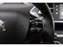 Peugeot 308 1.2 PureTech 130pk Allure - Apple CarPlay - Climate control - Cruise control - Navigatiesysteem - Parkeersensoren - Panoramadak - Trekhaak