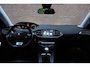 Peugeot 308 1.2 PureTech 130pk Allure - Apple CarPlay - Climate control - Cruise control - Navigatiesysteem - Parkeersensoren - Panoramadak - Trekhaak