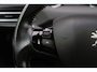 Peugeot 308 1.2 PureTech 130pk Allure - Apple CarPlay - Climate control - Cruise control - Navigatiesysteem - Parkeersensoren - Panoramadak - Trekhaak