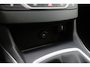 Peugeot 308 1.2 PureTech 130pk Allure - Apple CarPlay - Climate control - Cruise control - Navigatiesysteem - Parkeersensoren - Panoramadak - Trekhaak