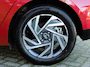 Hyundai i20 1.0 T-GDI Comfort | Navigatie | Cruise Control | Camera | Parkeersensoren | Dode-Hoek Detectie | 16 Inch Lichtmetalen Velgen