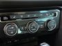 Volkswagen Tiguan 2.0 TSI 4Motion Highline BomVol Pano Keyless 360 Camera Standkachel StoelVW Elektrisch Achterklep Trekhaak NAP